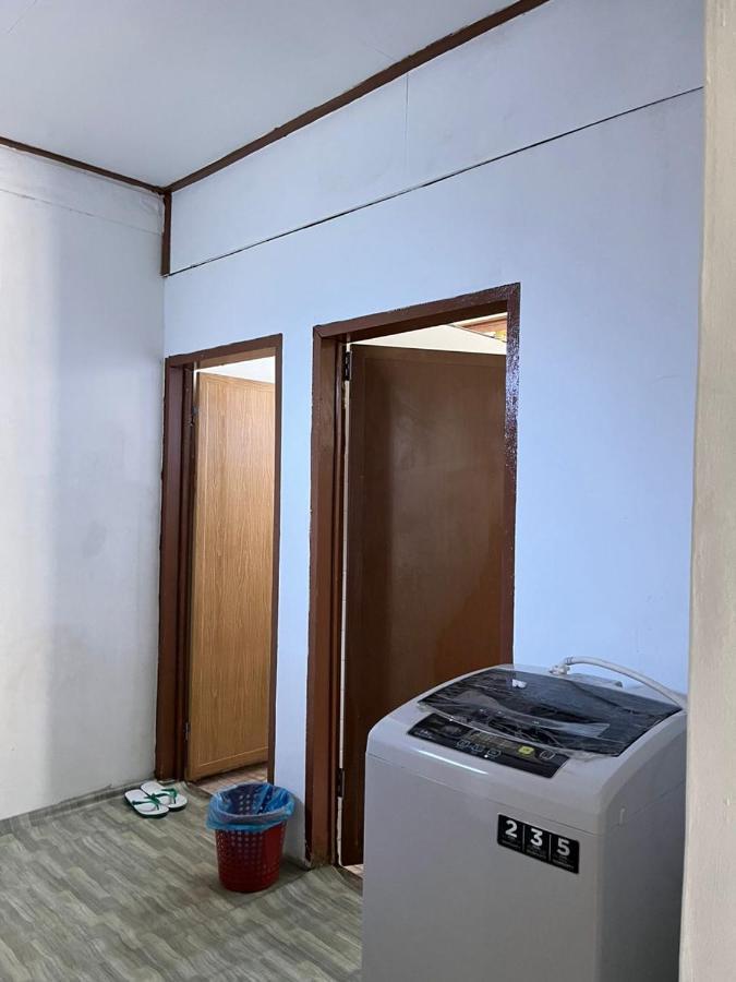 Lavender Homestay Desa Chendering 3 Bedrooms Kuala Terengganu Ngoại thất bức ảnh