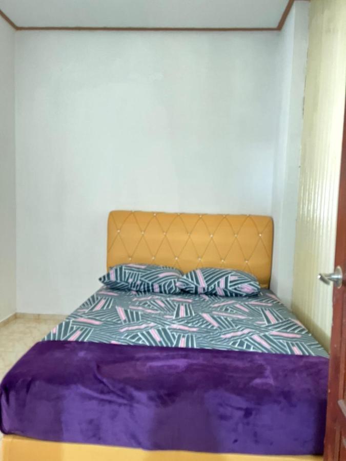 Lavender Homestay Desa Chendering 3 Bedrooms Kuala Terengganu Ngoại thất bức ảnh