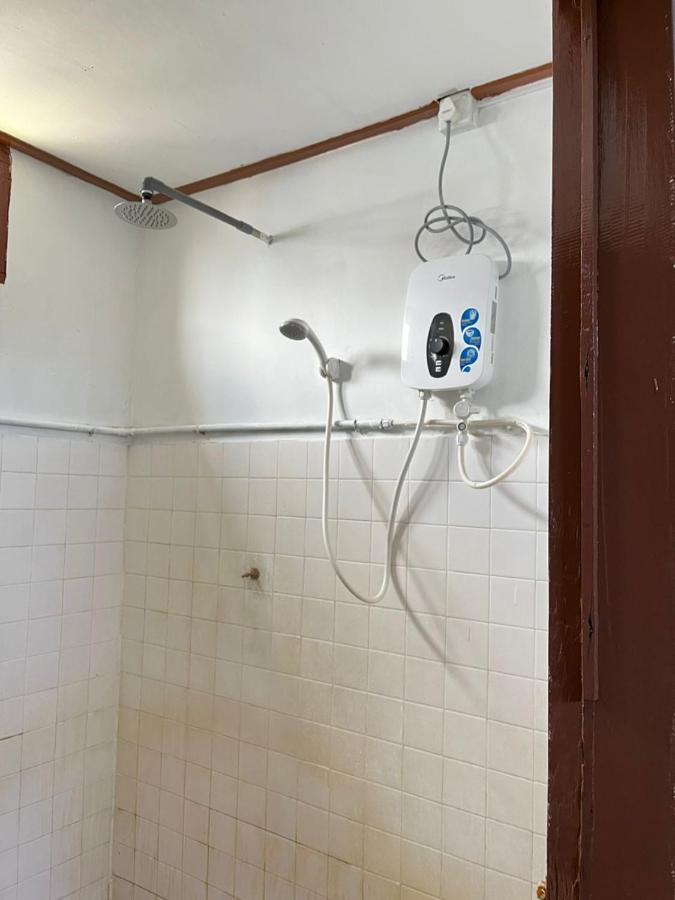Lavender Homestay Desa Chendering 3 Bedrooms Kuala Terengganu Ngoại thất bức ảnh